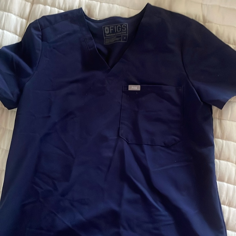 Figs scrub top navy blue